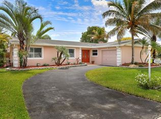 10230 SW 107th St, Miami, FL 33176