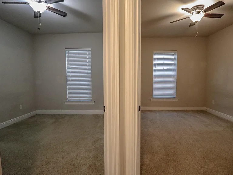 4401 Sweetgum Dr — Photo 40