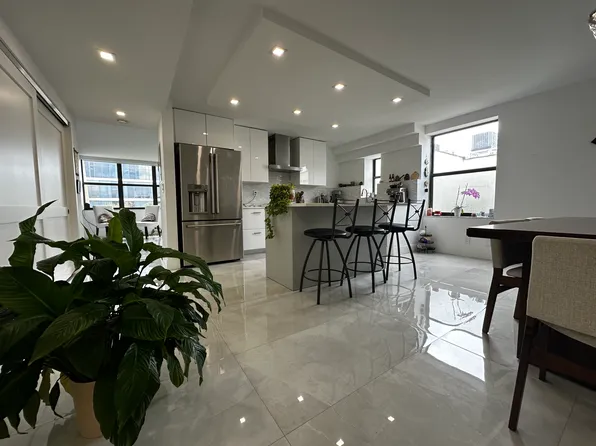 20401 NE 30th Ave, Miami, FL