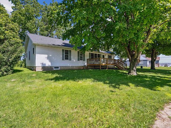 3rd image of 215 N Boody St