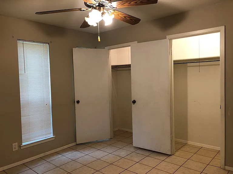 3869 Honeysuckle Ln — Photo 16