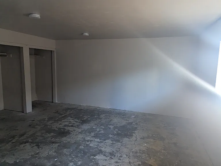 1524 Melody Ln — Photo 13