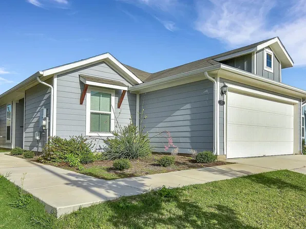 121 Crescent St, Georgetown, TX 78626