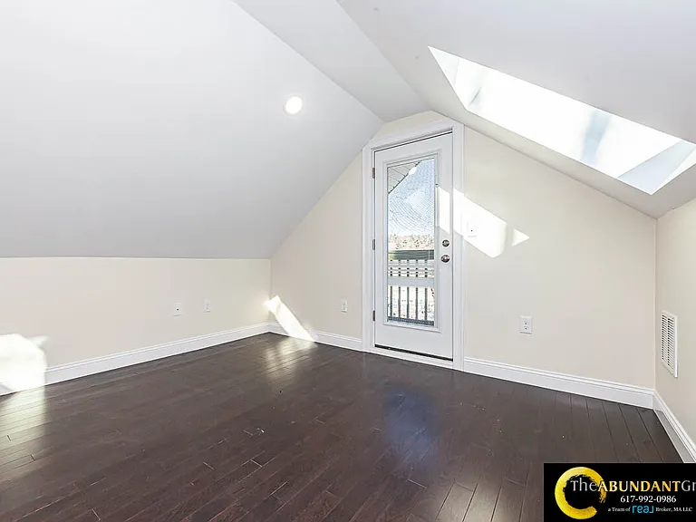 48 Caldwell Rd #1 — Photo 28
