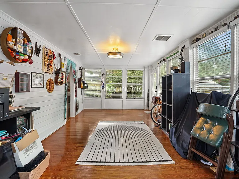 245 Orange Pl — Photo 19