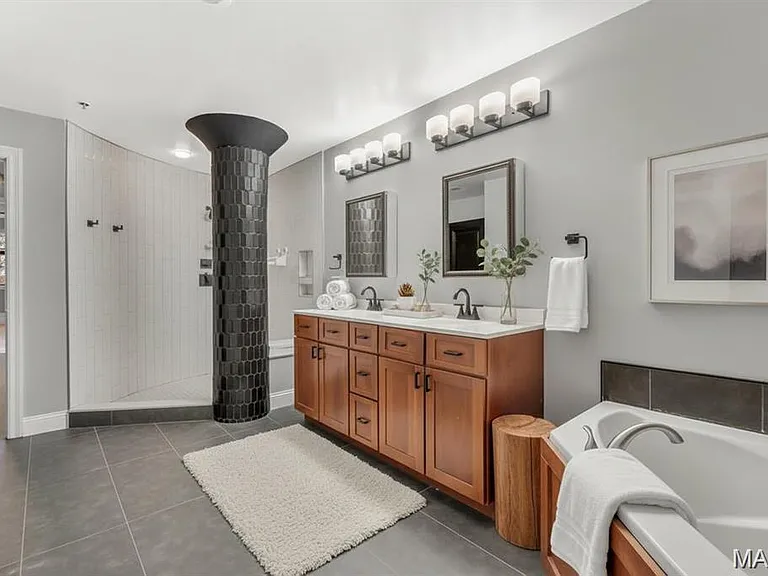 4901 Washington Blvd #4B — Photo 16