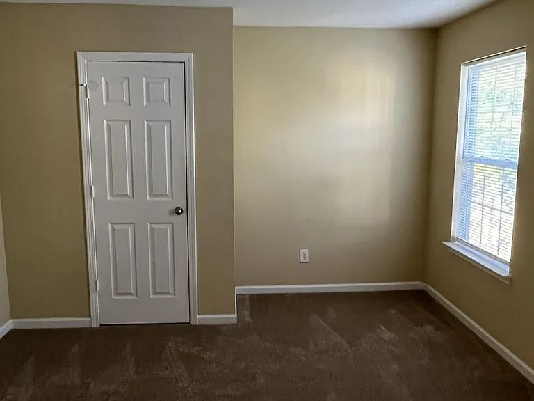 6130 Sid Crane Dr — Photo 15