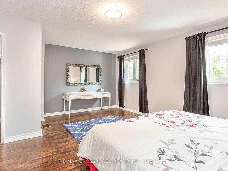 5041 Rundle Ct — Photo 14