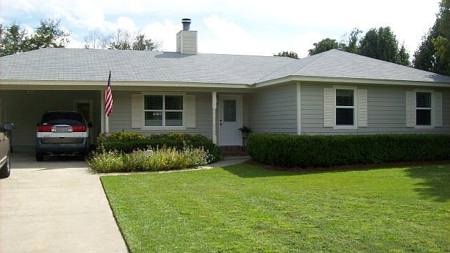 1st image of 4014 Danube Cir