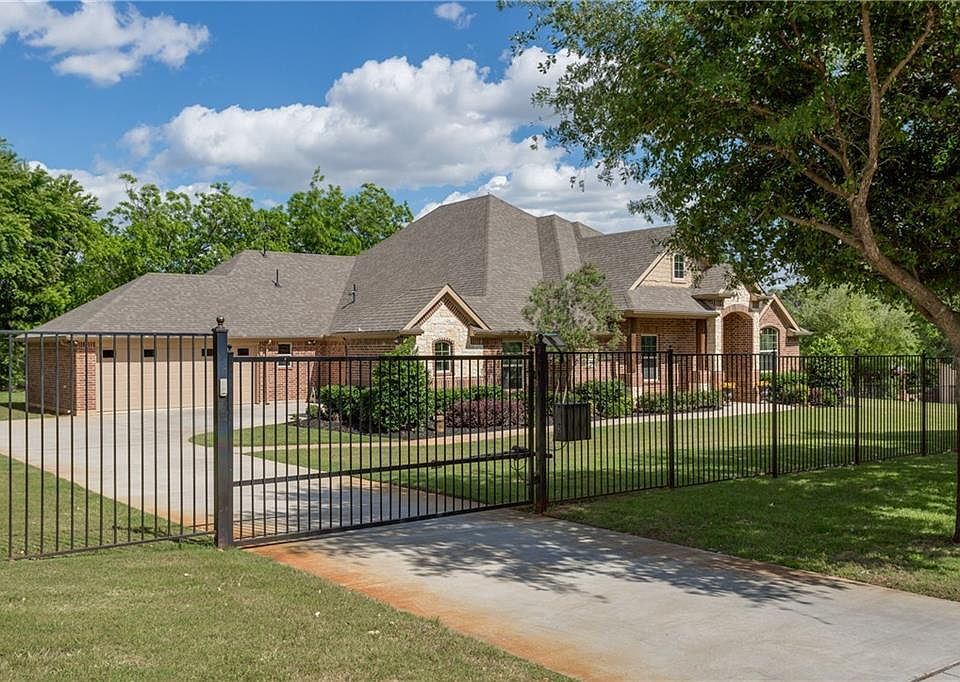 1st image of 4809 Stafford Dr