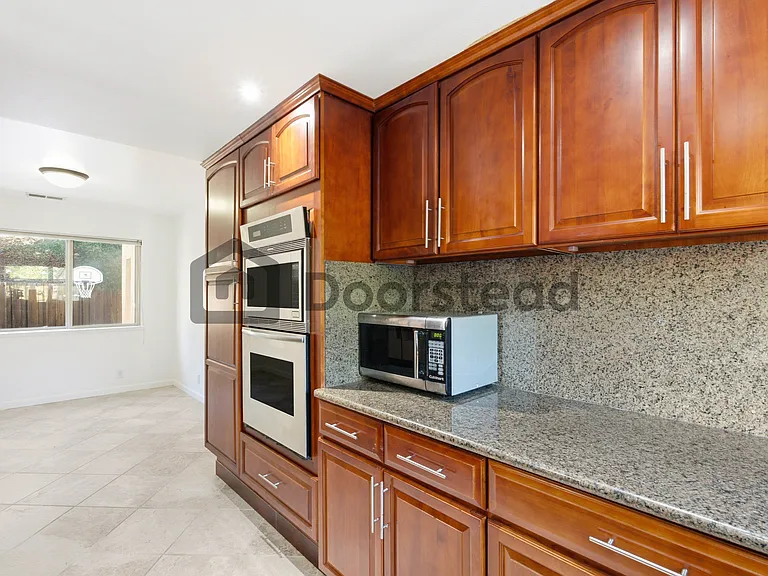 2768 Gamble Ct — Photo 24