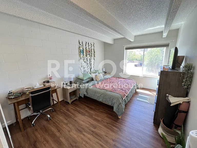 555 E 10th Ave #215 — Photo 18