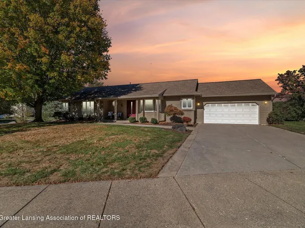 3890 Pine Knoll Dr, Okemos, MI 48864