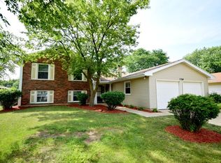 256 Durham Ln, Bloomingdale, IL 60108