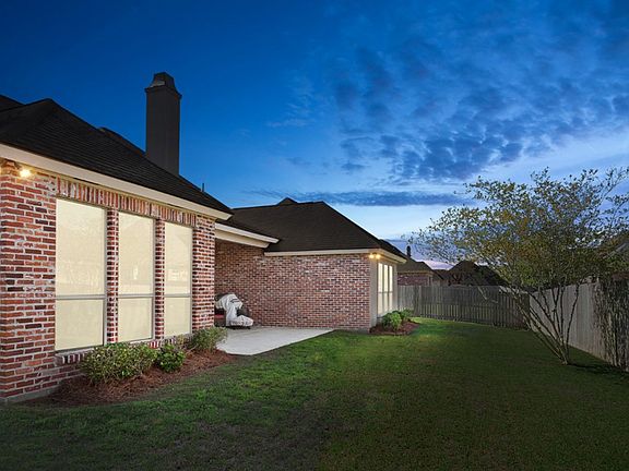 2nd image of 18080 Forest Hills Dr