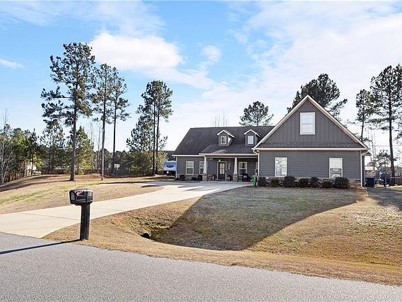 4th image of 83 Lee Road 2210
