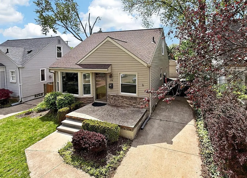 3 bed, 1497 sqft, $2,600 — Photo 2