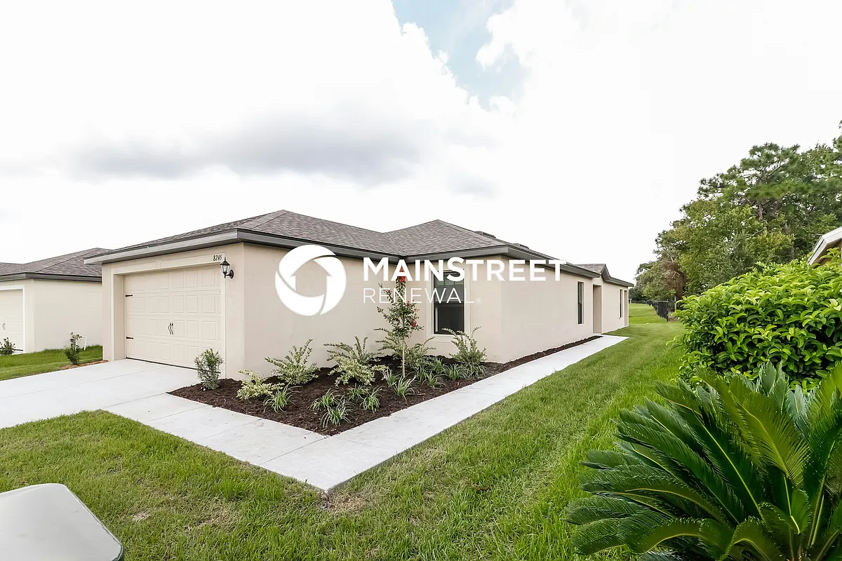 Front View - 8245 Silverbell Loop