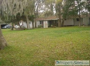 166 County Road 163, Bay City, TX 77414