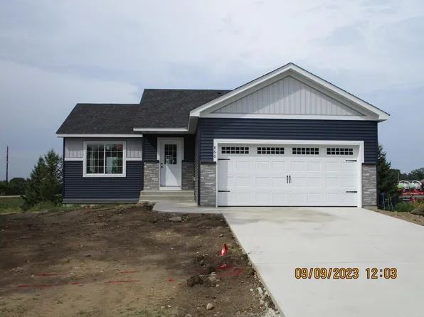 860 Poplar Dr SE, Kimball, MN 55353