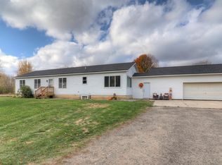 2924 21st St, Hopkins, MI 49328