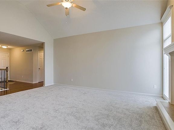 3rd image of 9102 N Mersington Ave
