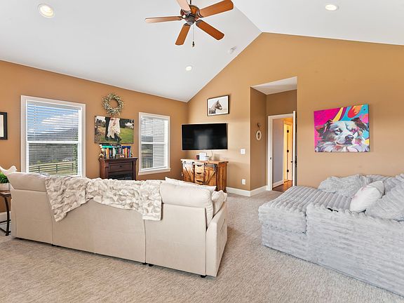 33rd image of 1180 Allisona Rd