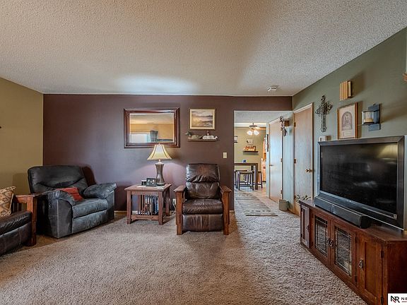 4th image of 508 NW 17th Cir