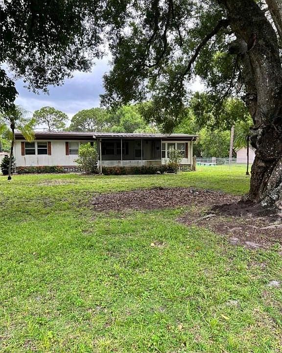 1st image of 7744 Ebson Dr