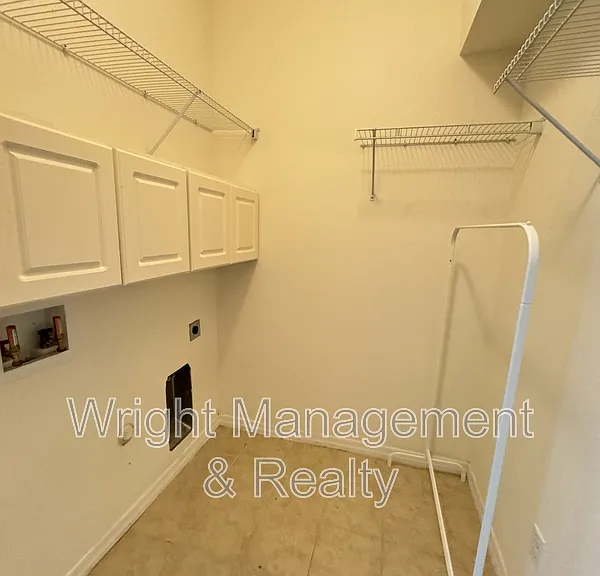 4658 69th Pl N — Photo 18