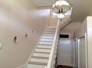 181 E Main St, Bells, TN 38006