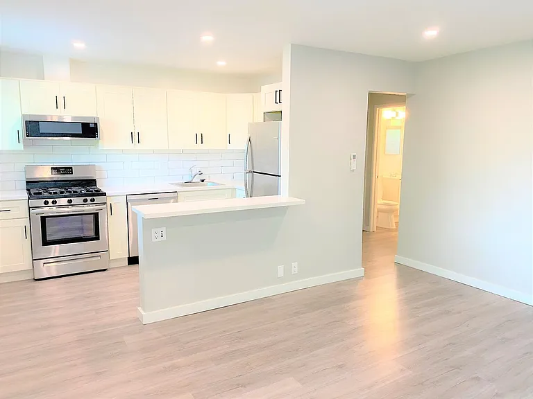 The Alterra: Beautiful One-Bedroom Apartments in the Heart of Downtown Walnut Creek — Photo 23