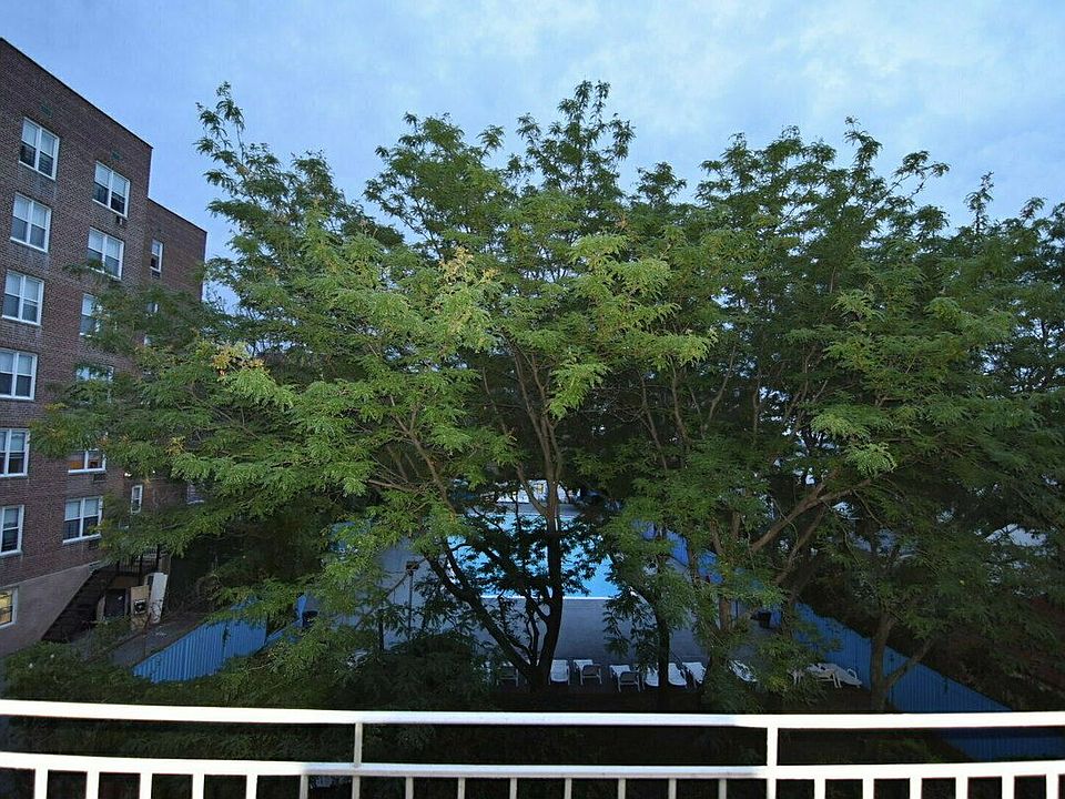 2nd image of 1222 Avenue Y #2C