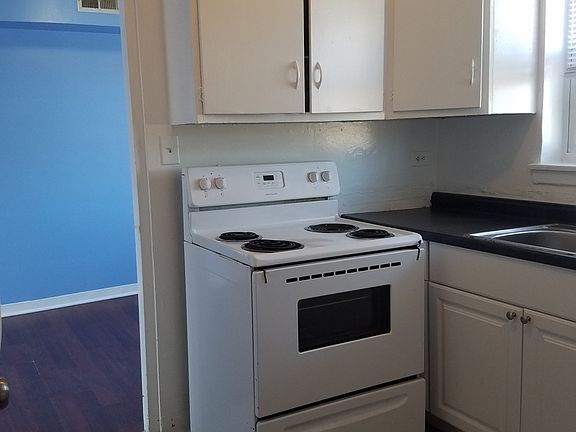4th image of 6023 N Fairfield Ave APT 3