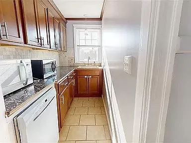 213 Bucklin St #2 — Photo 6