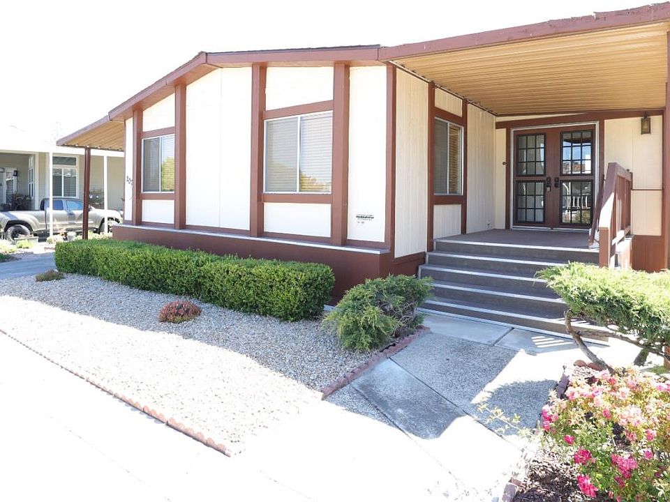 1st image of 207 Chateau La Salle Dr #207