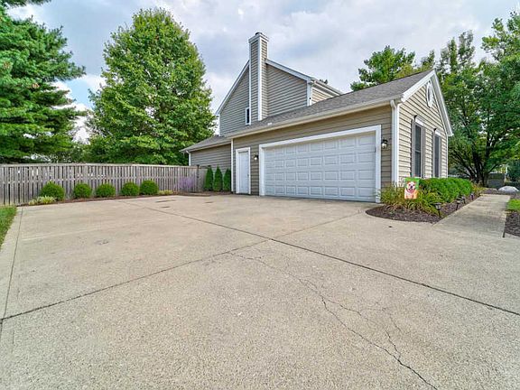 2nd image of 254 Barrington Dr