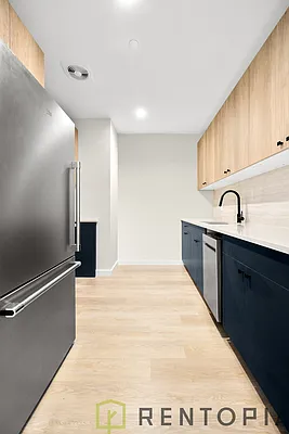 Rented by Leasing Management LLC | media 6