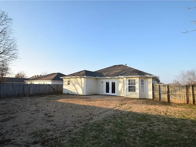 2305 S Choctaw St — Photo 21