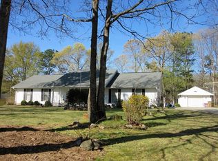 220 Country Lake Dr, McDonough, GA