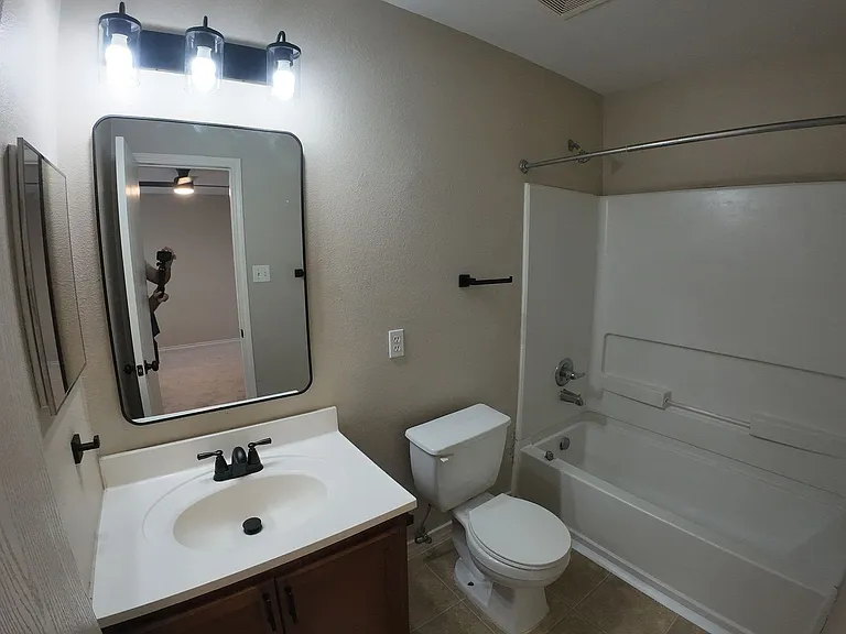 5010 Summit Wood — Photo 31