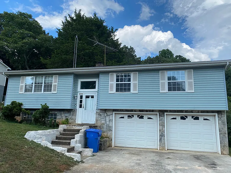 4308 Cele Ct — Photo 2