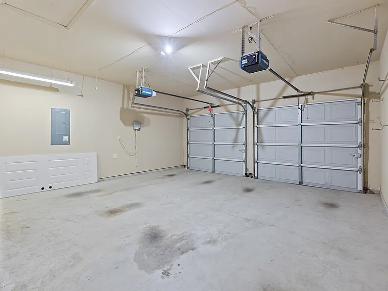 9716 Mulligan Dr — Photo 18