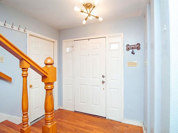 4th image of 1624 Eagle Trace Dr