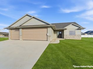 812 Almond Ave, Harrisburg, SD 57032
