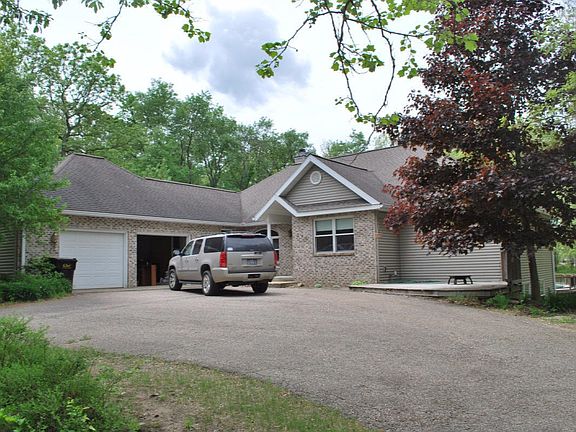 2nd image of 376 Briarwood Dr