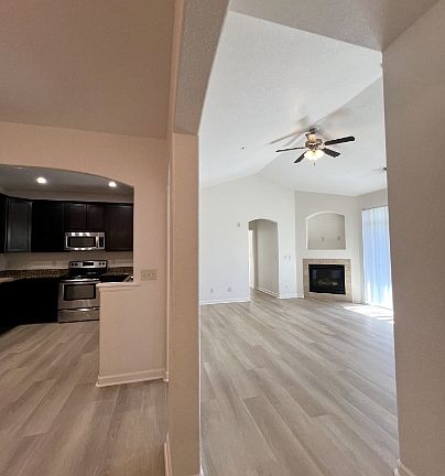 5th image of 4672 20th St Unit 1424