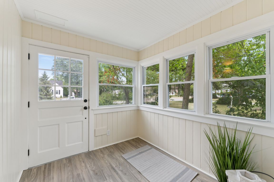 Mull Ave-S2907-008.jpg