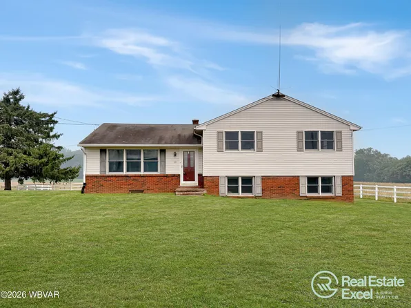 59 Beach Rd, Montoursville, PA 17754
