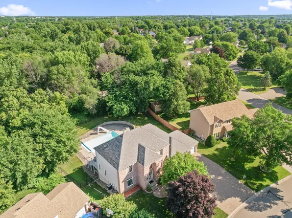 8298 Jody Ln S, Cottage Grove, MN 55016